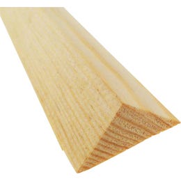 Trikotna letev bor 18 mm x 18 mm dolžina 2400 mm Trikotna letev bor 18 mm x 18 mm dolžina 2400 mm